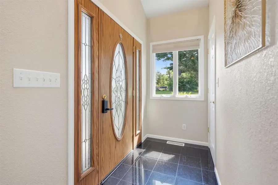 5218 Riverview Circle Drive, York, IL 62185 - #3
