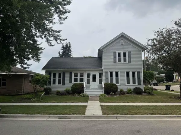 95 N High Street, Markesan, WI 53946
