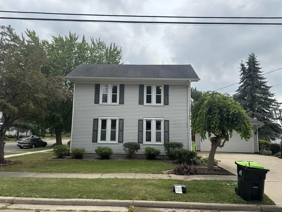 95 N High Street, Markesan, WI 53946 - #3