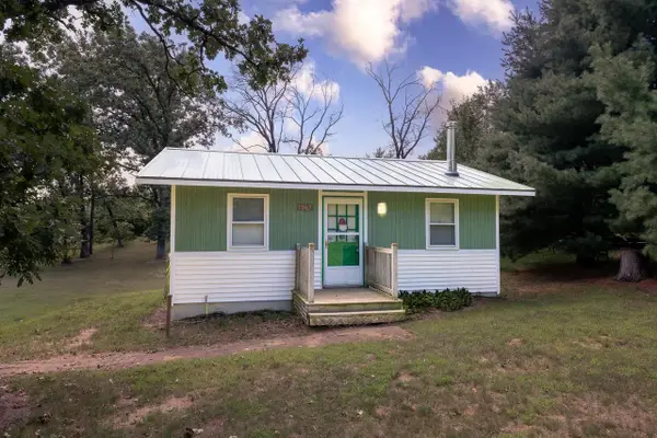 1819 Castlewood Road, Friendship, WI 53934