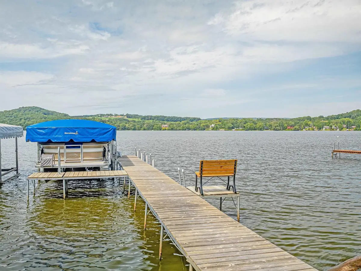 W10894 Fox Glen Road, Poynette, WI 53955 - #1