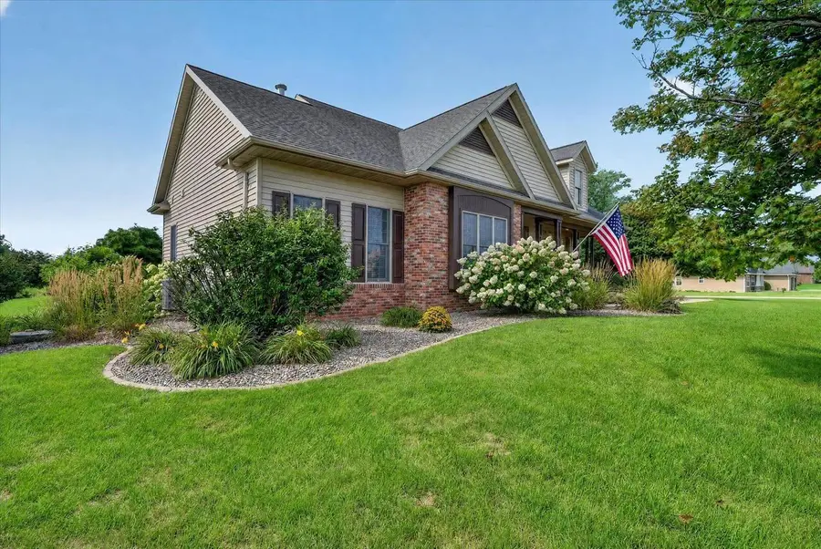 4730 N Catawba Drive, Milton, WI 53563 - #2