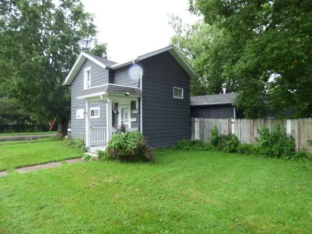 403 Center Avenue, Janesville, WI 53548 - #3