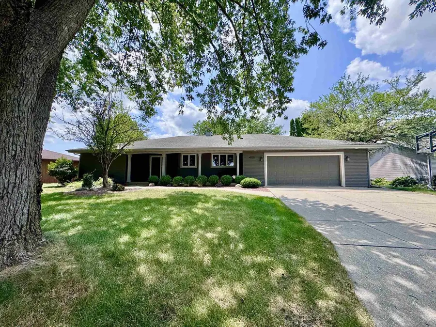 4520 Hearthridge Drive, Janesville, WI 53546 - #2