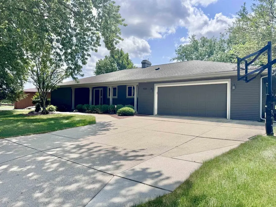 4520 Hearthridge Drive, Janesville, WI 53546 - #3