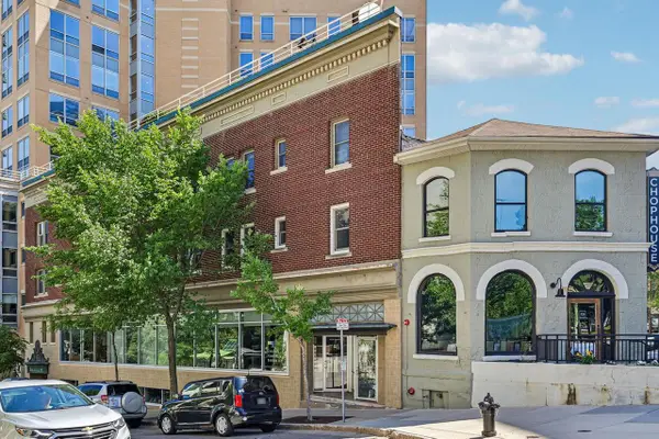 111 N Hamilton Street #203, Madison, WI 53703