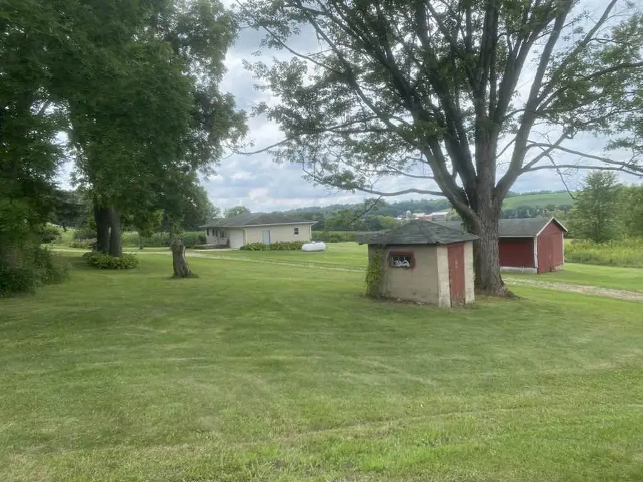 5615 County Road P, Cross Plains, WI 53528 - #2