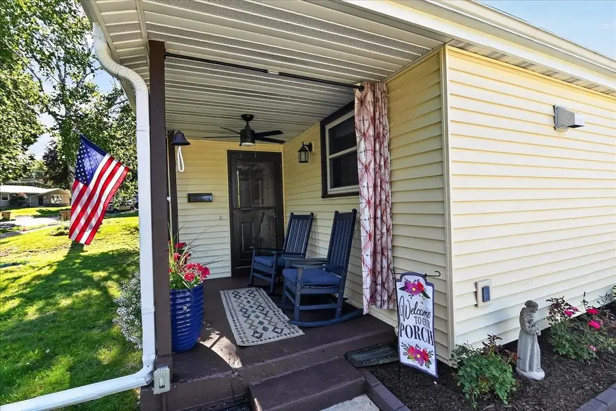 1102 Timothy Avenue, Madison, WI 53716 - #2