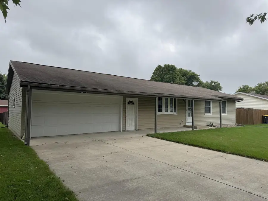 217 W 23rd Street, Monroe, WI 53566 - #2