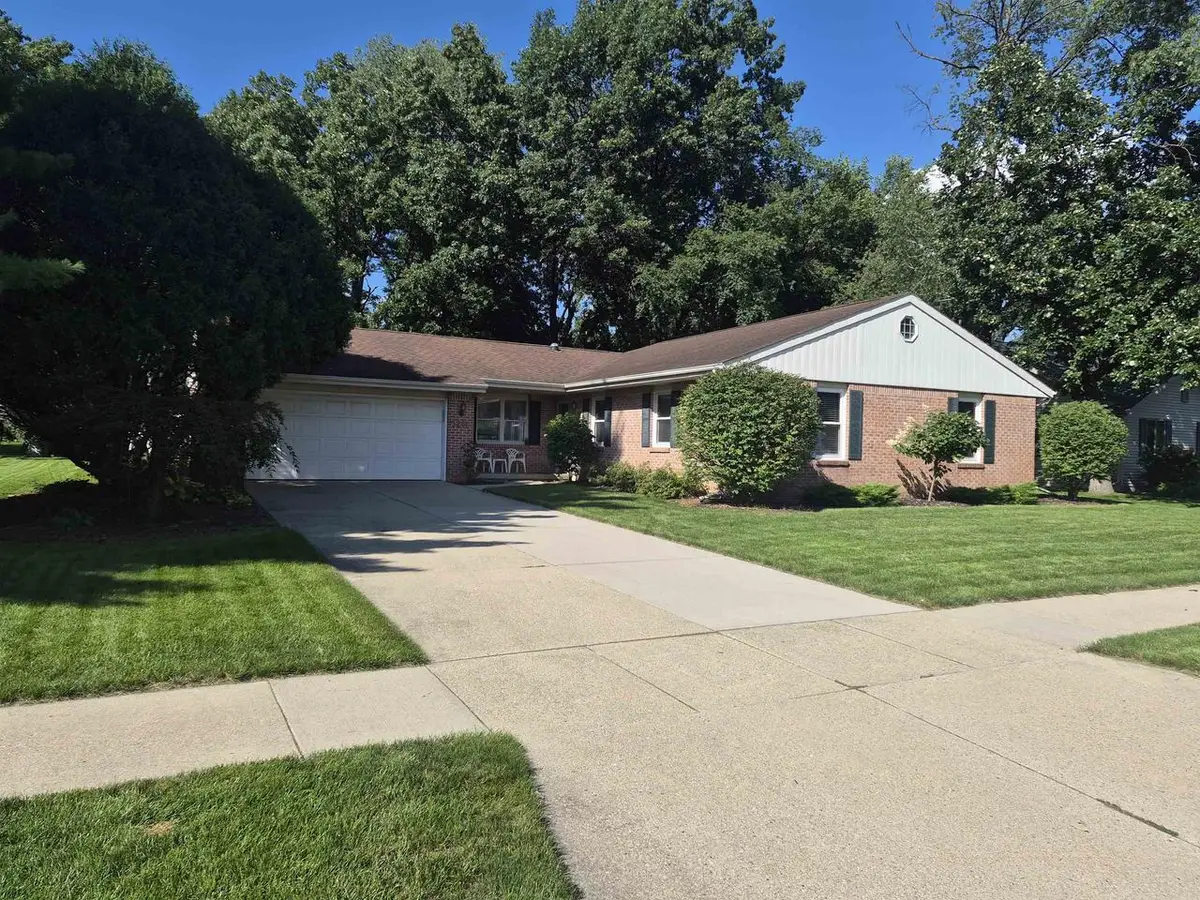 3211 Briar Crest Drive, Janesville, WI 53546 - #1