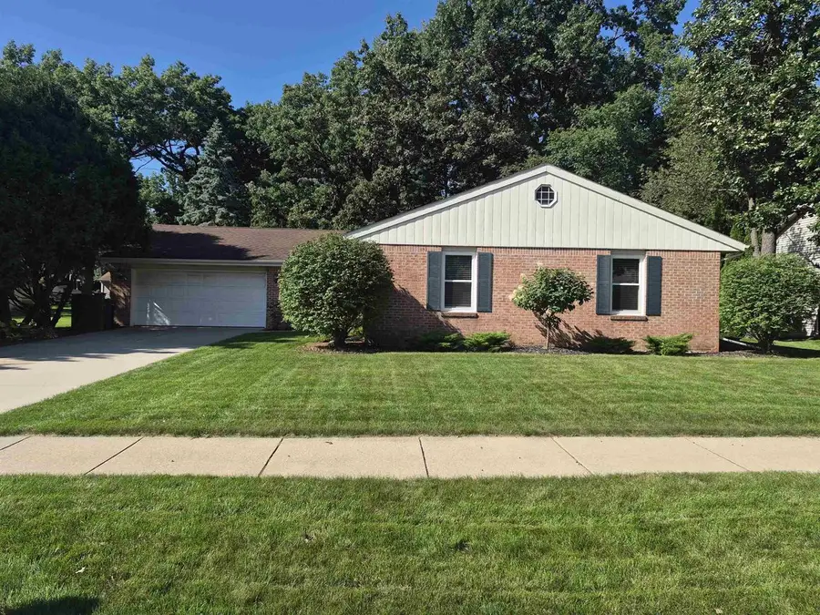 3211 Briar Crest Drive, Janesville, WI 53546 - #2