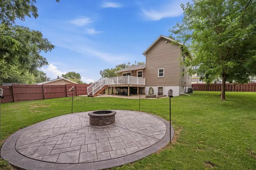 216 E Lawton Street, Edgerton, WI 53534 - #2