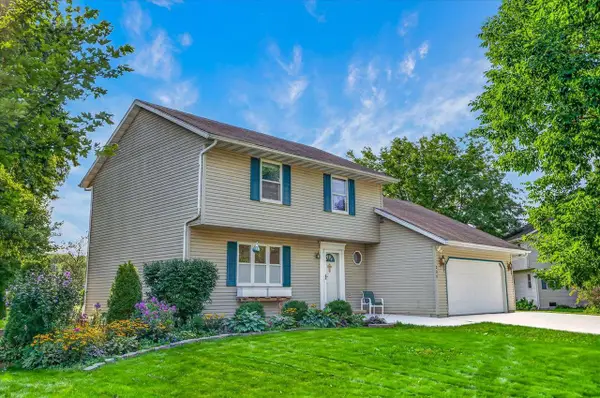 200 Dentaria Drive, Cottage Grove, WI 53527