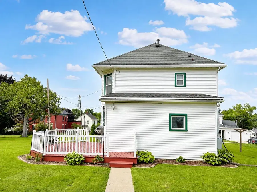 337 W Harrison Street, Shullsburg, WI 53586 - #2
