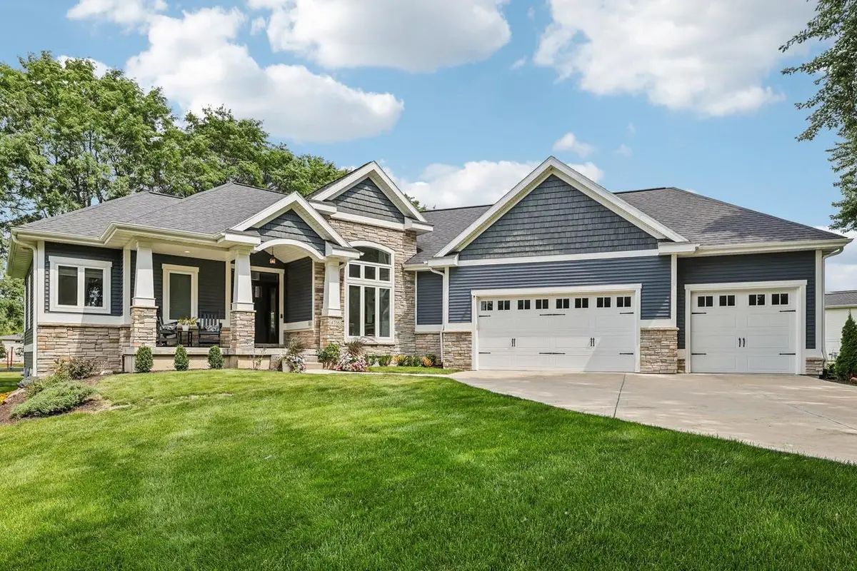 4538 E Oak Lane, Windsor, WI 53598 - #1