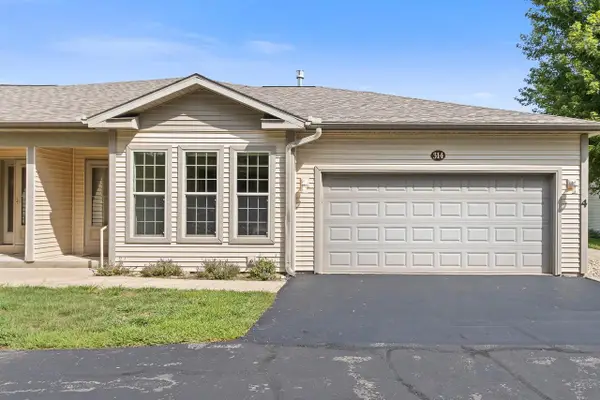 314 Henry Drive #4, Portage, WI 53901