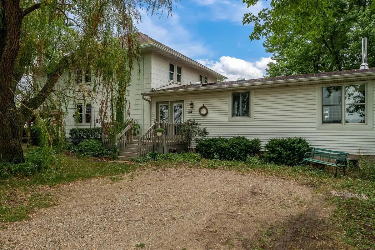 1516 E Philhower Road, Beloit, WI 53511 - #1