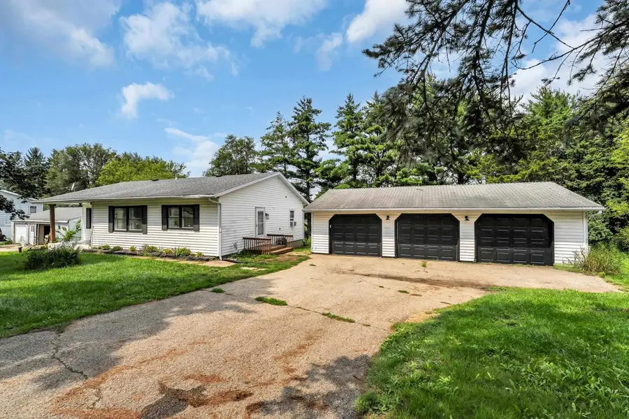 4601 County Hwy TT, Sun Prairie, WI 53590 - #2