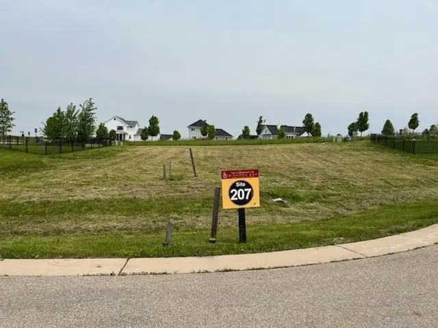 L207 Eagle Prairie Court, Waunakee, WI 53597 - #1