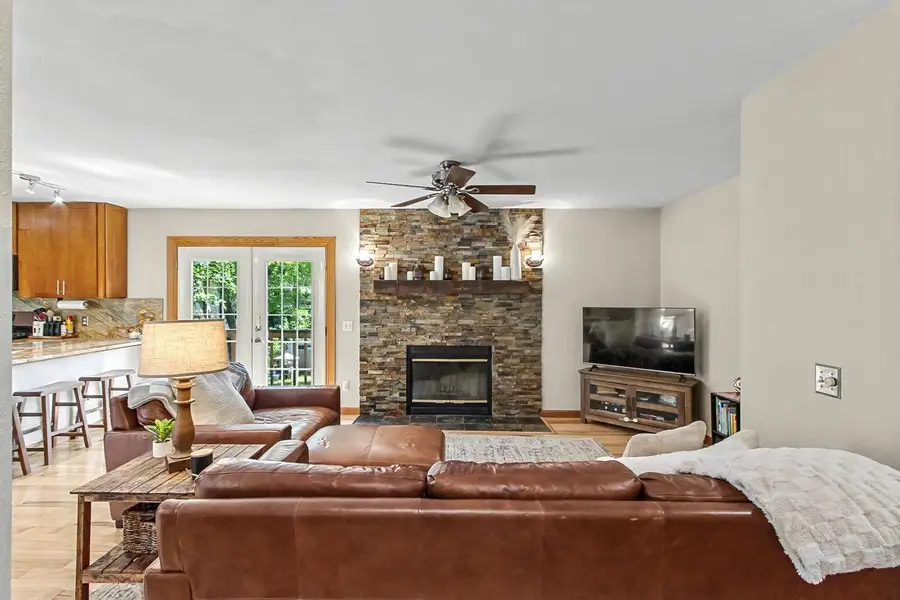5591 Huntingwood Way, Waunakee, WI 53597 - #2