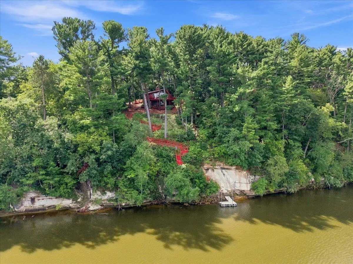 W10192 Schiefelbein Road, Poynette, WI 53955 - #1