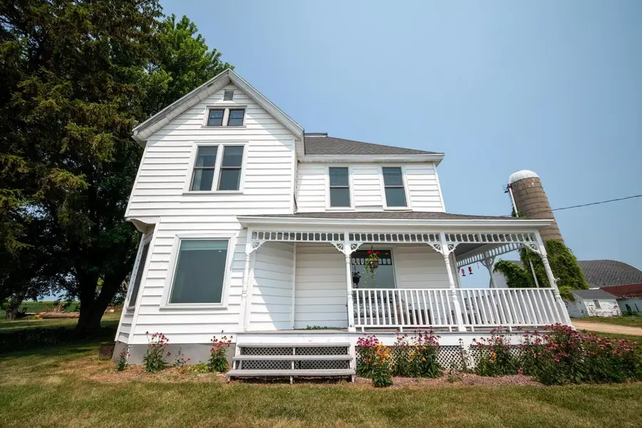 W8818 Meek Road, Lodi, WI 53555 - #2