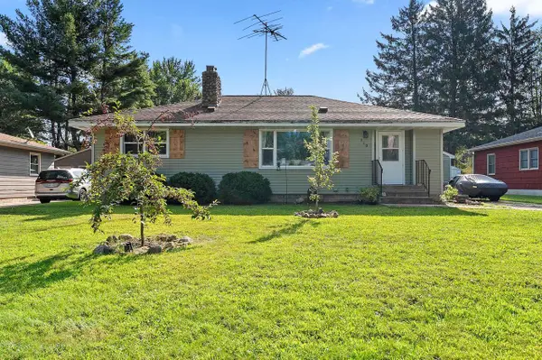 920 S Andrews Street, Shawano, WI 54166