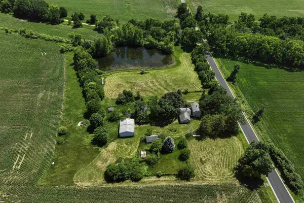 1454 Koro Road, Berlin, WI 54923