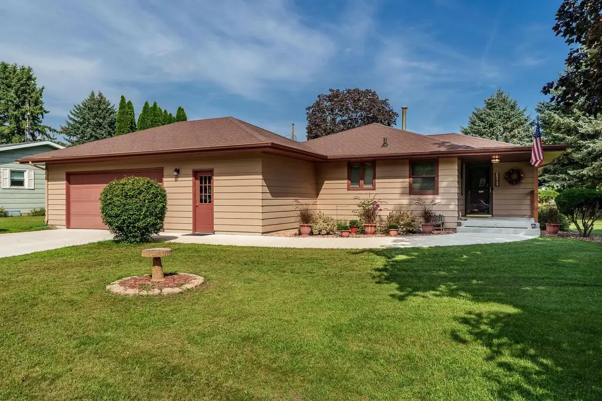 402 N Pine Street, Orfordville, WI 53576 - #1