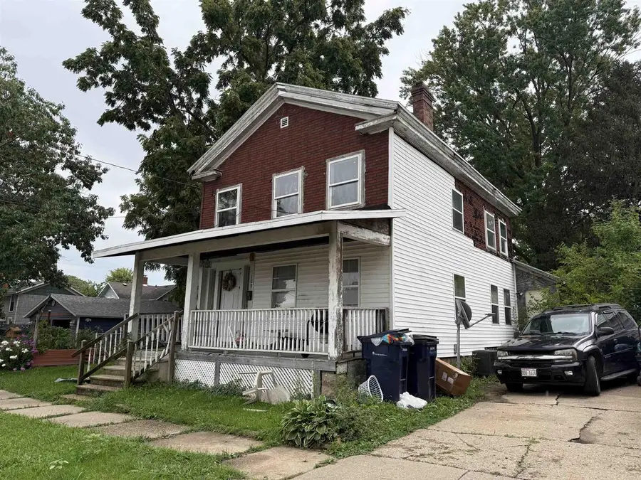109 W Holmes Street, Janesville, WI 53545 - #2