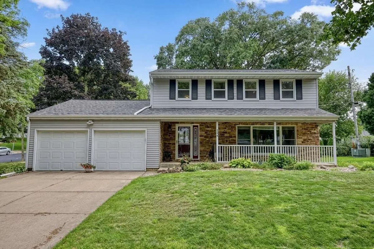 7315 Voss Parkway, Middleton, WI 53562 - #1