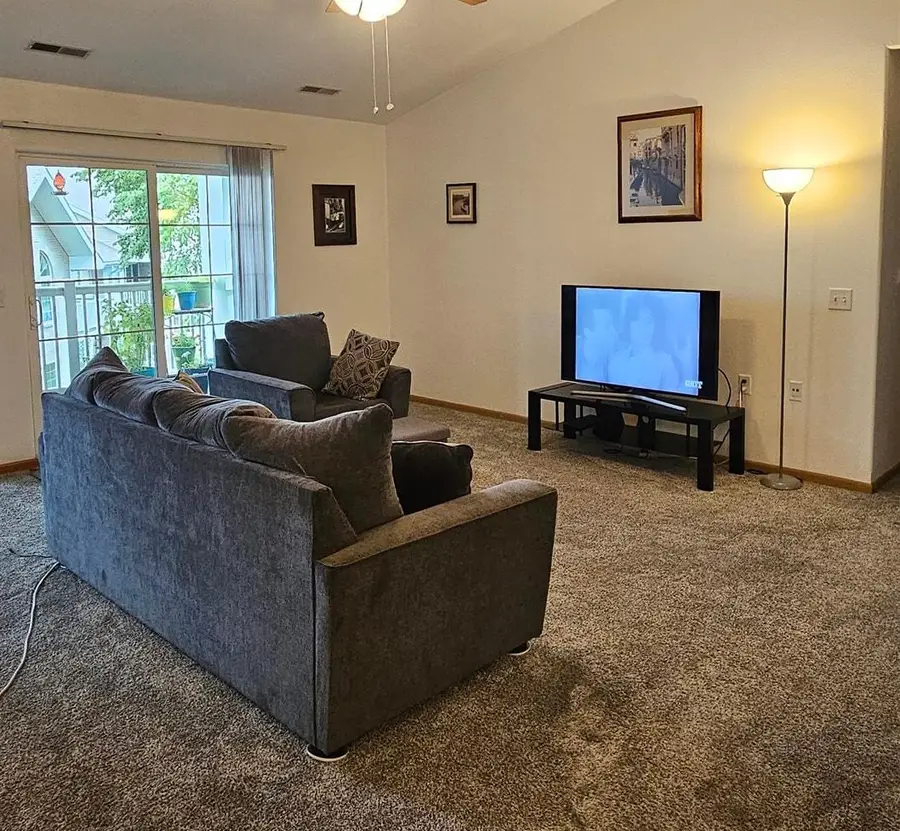 5336 Congress Avenue #2, Madison, WI 53718 - #3