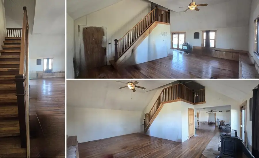 306 Pleasant View Road, Mineral Point, WI 53565 - #2