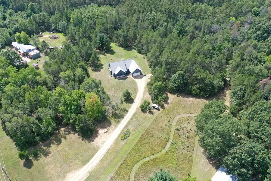 W1624 Dees Rd, Lyndon Station, WI 53944 - #3