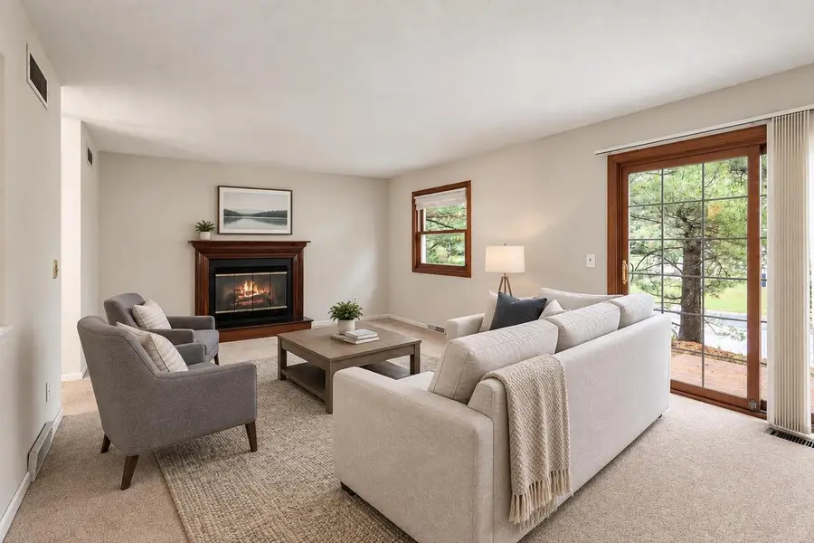 301 Williamsburg Way Court, Fitchburg, WI 53719 - #3