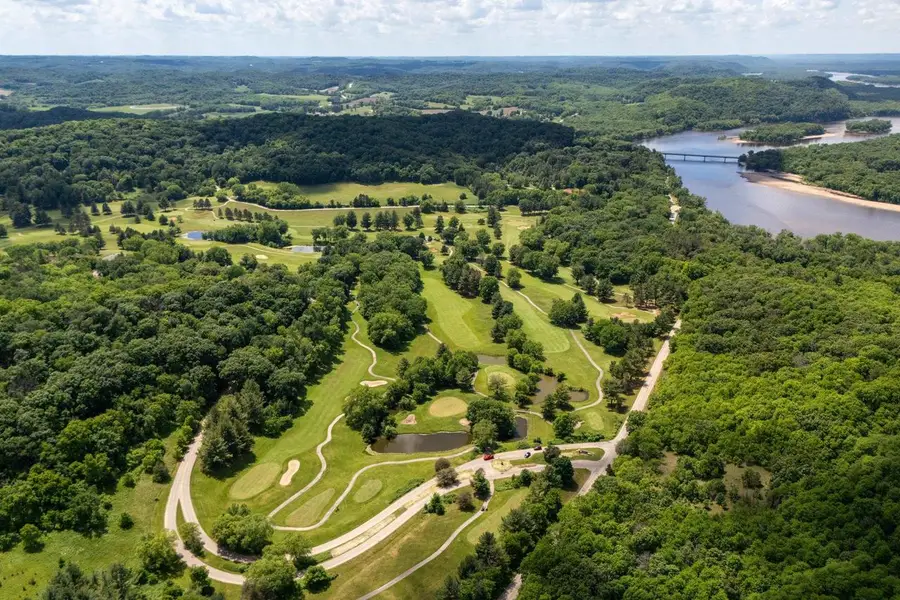 106 Aspen Glen Drive, Spring Green, WI 53588 - #2