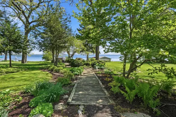 2224 Hwy 51, Stoughton, WI 53589