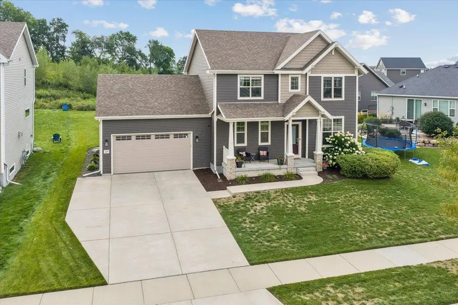 5477 N Peninsula Way, McFarland, WI 53558 - #2
