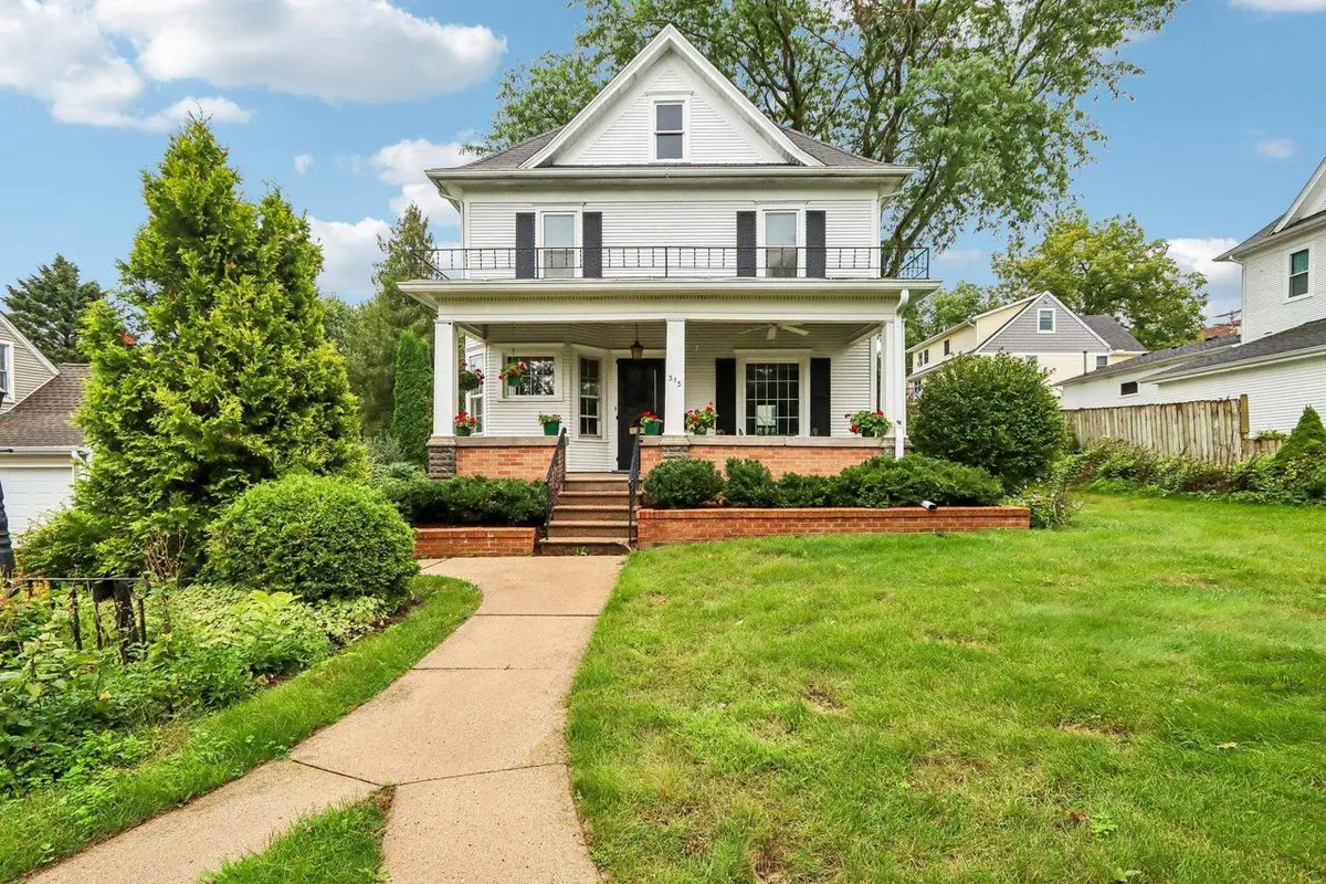 313 S 2nd Street, Mount Horeb, WI 53572 - #1
