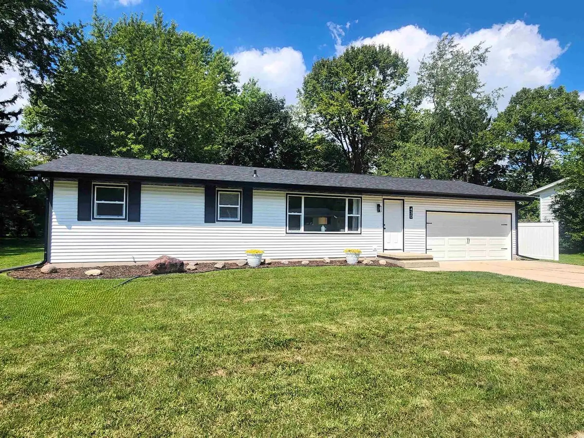 430 Woodview Drive, Sun Prairie, WI 53590 - #1