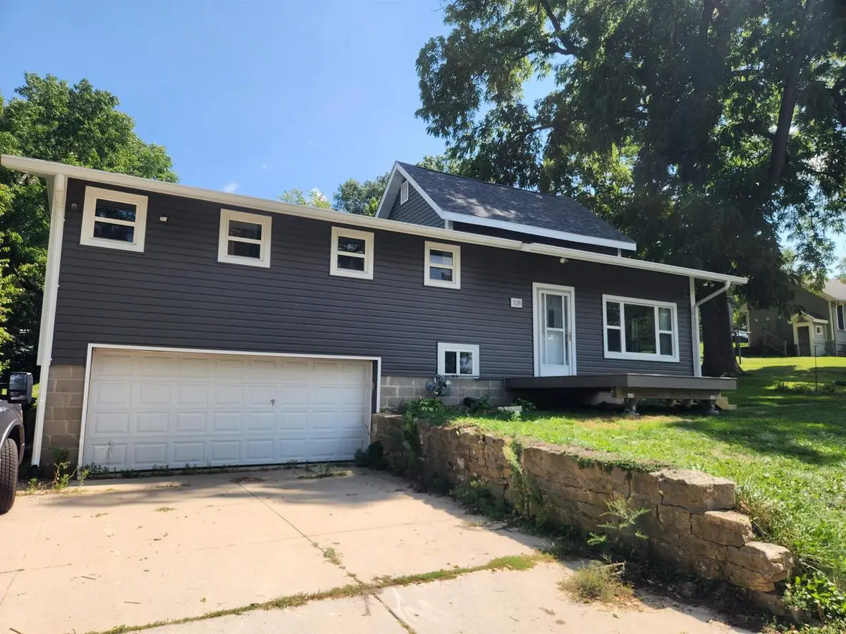 108 N Washington Street, Deerfield, WI 53531 - #1