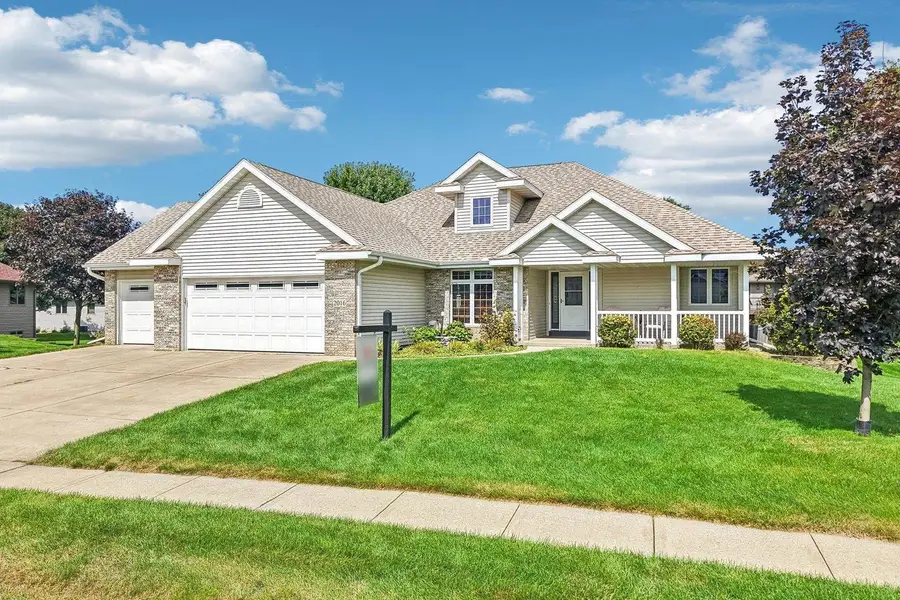 2016 Tumbleweed Drive, Prairie Du Sac, WI 53578 - #2