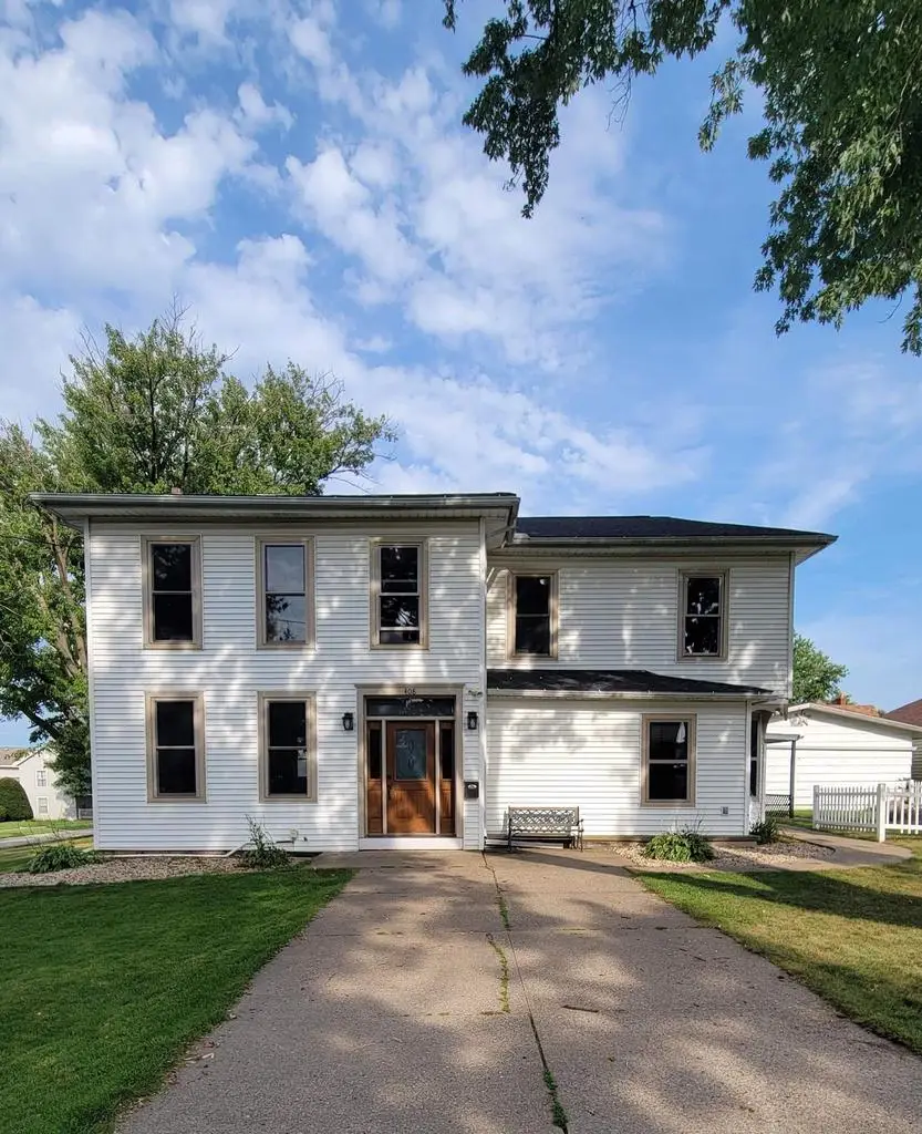 408 S Adams Street, Lancaster, WI 53813 - #2