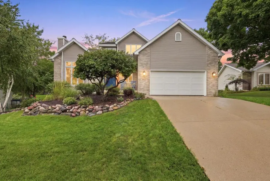 2936 Maple Run Drive, Madison, WI 53719 - #2