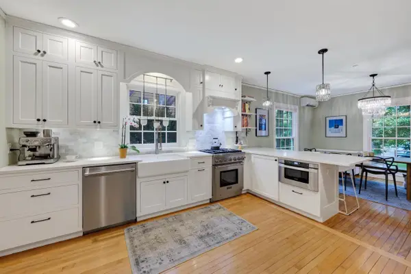 1234 Wellesley Road, Madison, WI 53705
