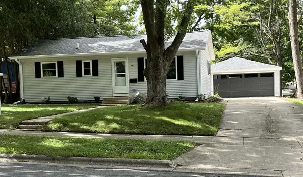 4222 School Road, Madison, WI 53704