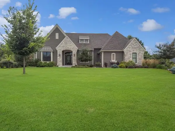 N18W24703 Still River Drive, Pewaukee, WI 54072
