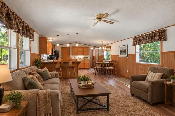 1617 Archer Lane, Nekoosa, WI 54457