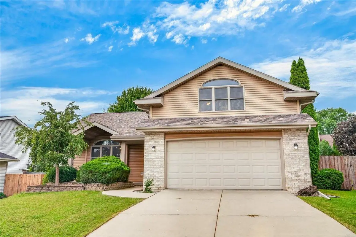 3522 Field Crest Way, Madison, WI 53719 - #1