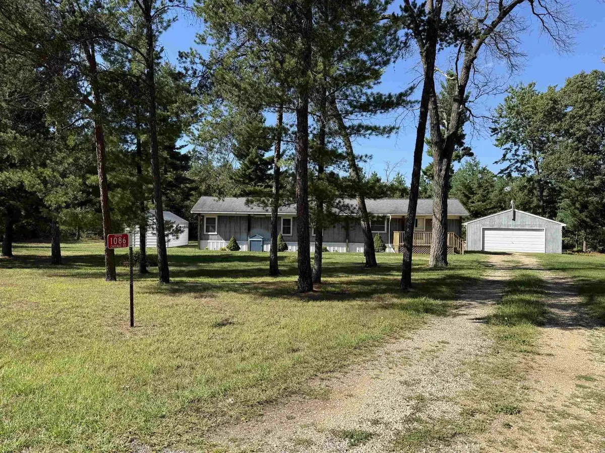 1086 Chicago Road, Friendship, WI 53934 - #1